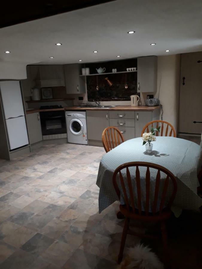 Sams Cottage Corderry Extérieur photo