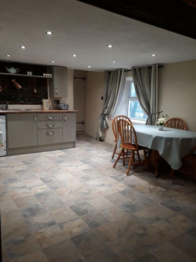 Sams Cottage Corderry Extérieur photo